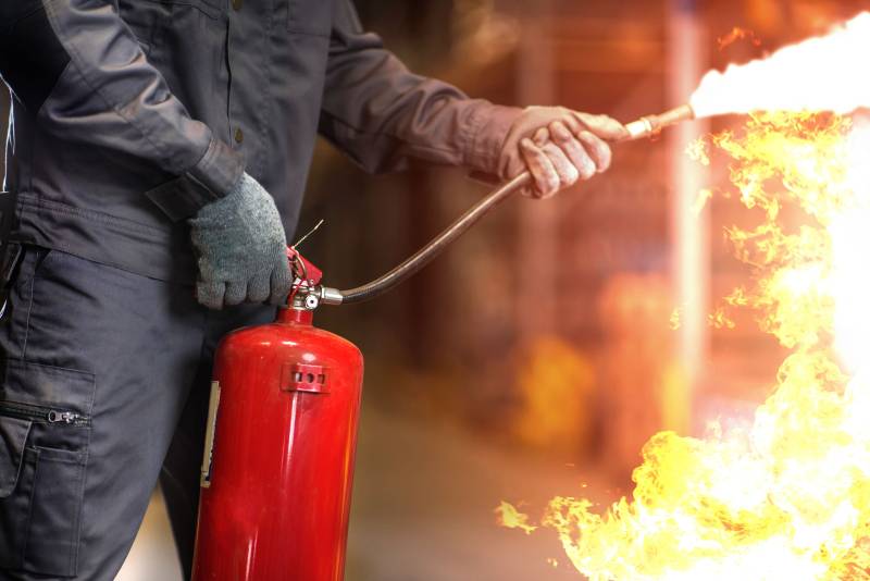 AF3S votre expert en extincteurs, désenfumage et sécurité incendie près de Strasbourg : vente, installation, maintenance pour professionnels et particuliers
